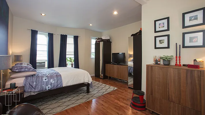 Rented by Garfield Realty  | media 7