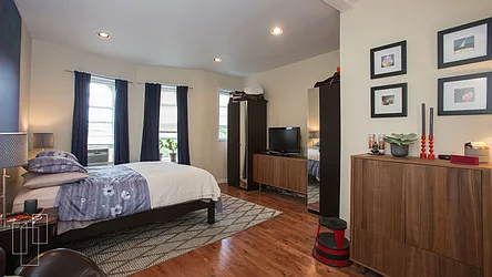 Rented by Garfield Realty 