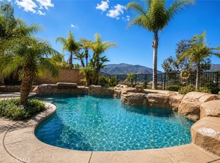 3294 Cashel Ln, Corona, CA 92882