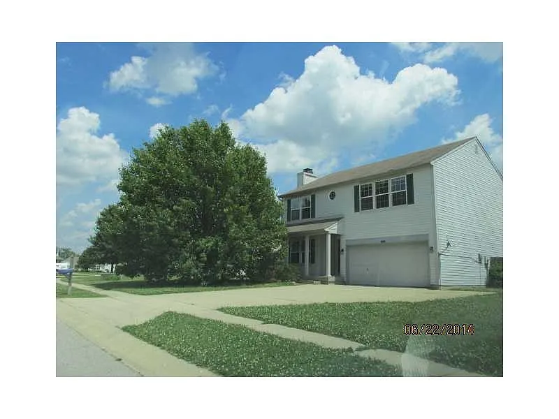203 Oakview Dr photo 1
