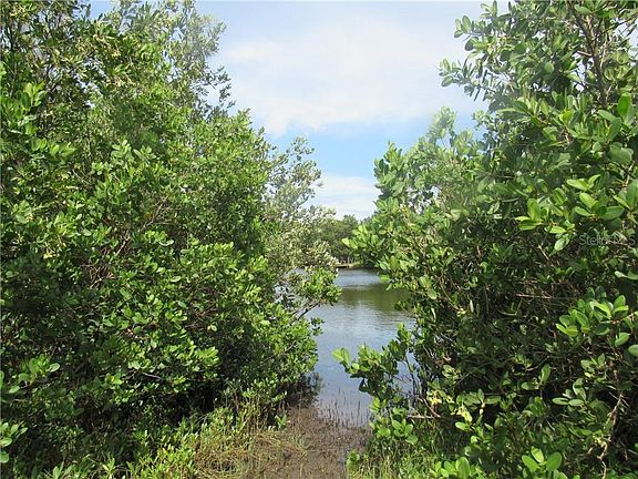 4th image of 1300 S Estuary Dr #1