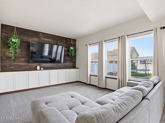 3rd image of 12435 W Moorfield Ave