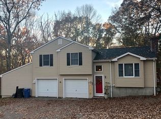 415 Lathrop Rd, Plainfield, CT 06374