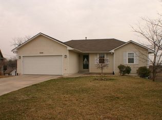4032 NW Fielding Ter, Topeka, KS 66618