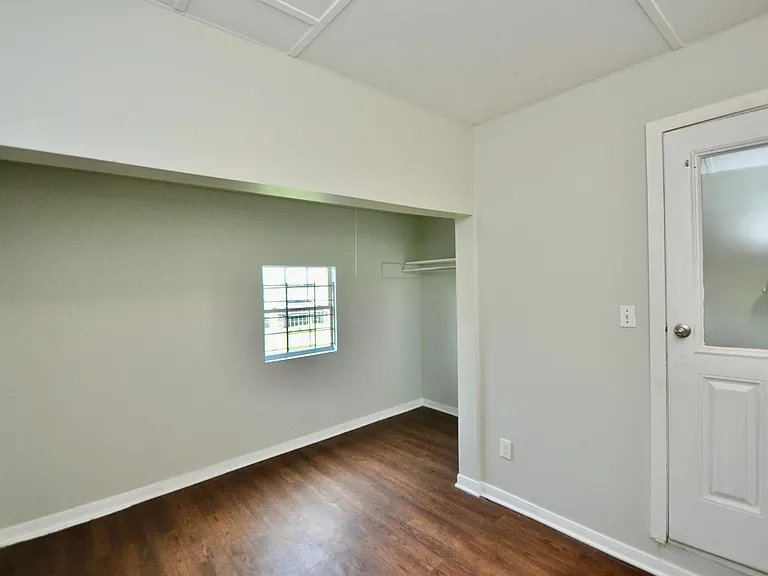 7622 Darnay Dr — Photo 7