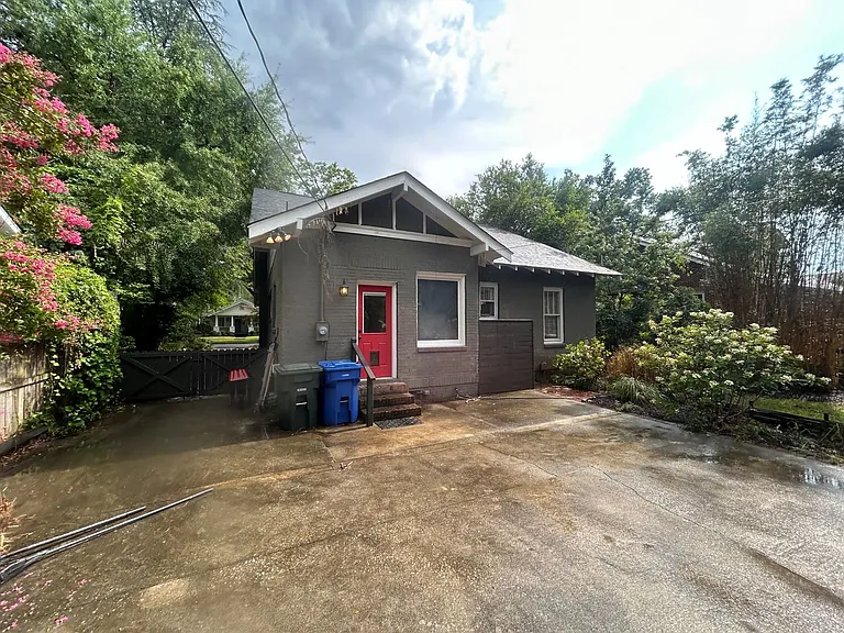 2827 Wilmot Ave — Photo 45