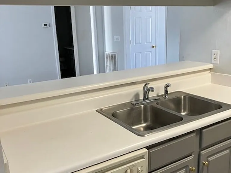 803K Bryce Ct — Photo 5