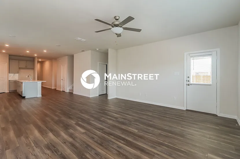 6109 Fire Water Dr — Photo 3
