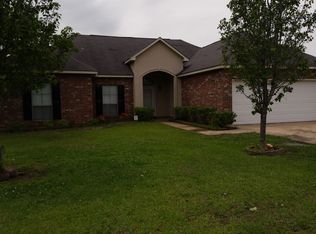 223 Melissa Ave, Port Allen, LA 70767