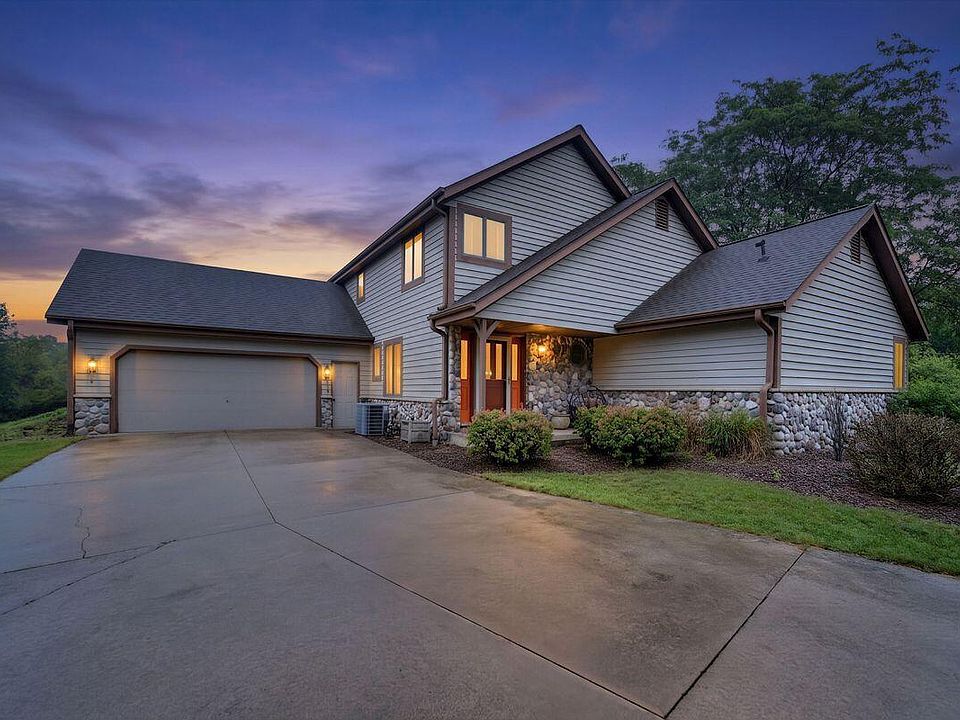 1st image of 6976 Druid Lake ROAD
