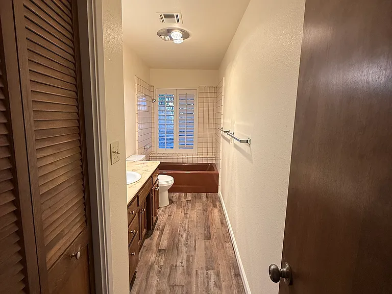 7492 Cardillo Trl — Photo 18
