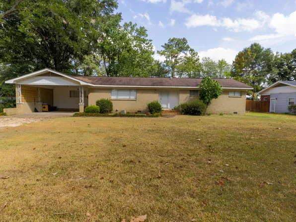 291 Magnolia Dr, Raleigh, MS 39153