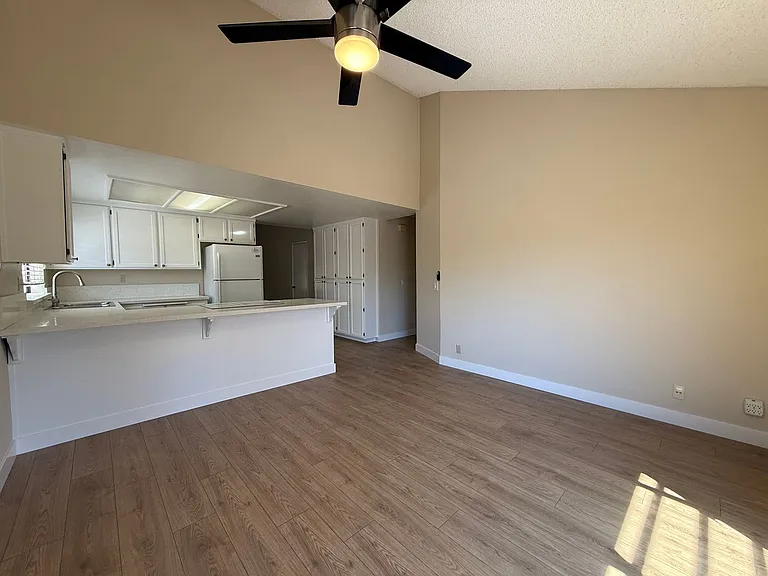 535 Bayview Park Dr — Photo 6