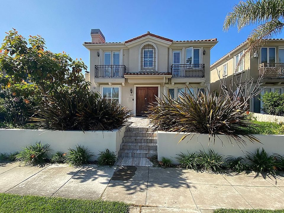 1st image of 208 Avenue A