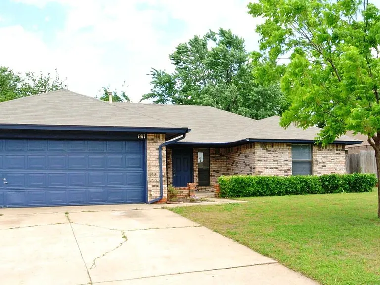 1411 W Aries Rd — Photo 2