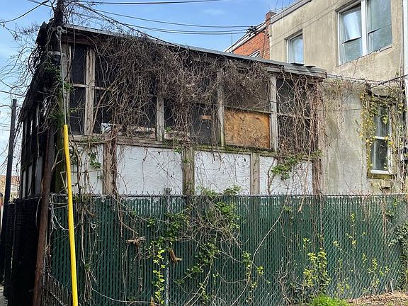 4th image of 6628 Elmwood Ave
