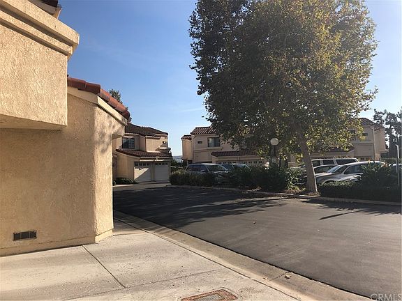 3rd image of 3648 Cottonwood Cir