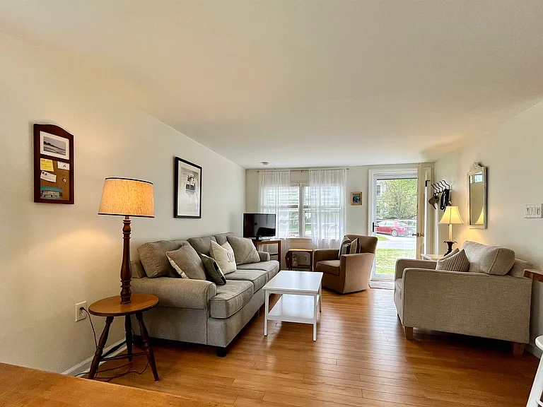 19 Myrica Ave — Photo 19