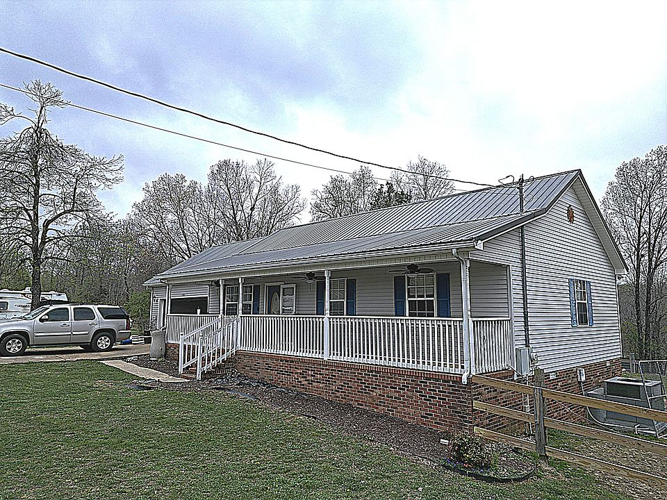 1st image of 150 Deerwood Rd