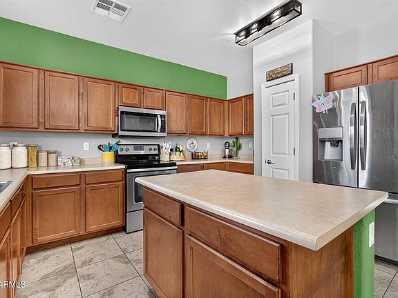 2nd image of 3921 E MORELOS Street