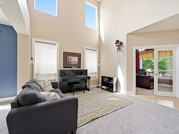 5th image of 9409 NE 84th Ct