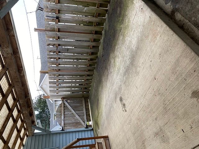 2nd image of 3412 Maple Ln