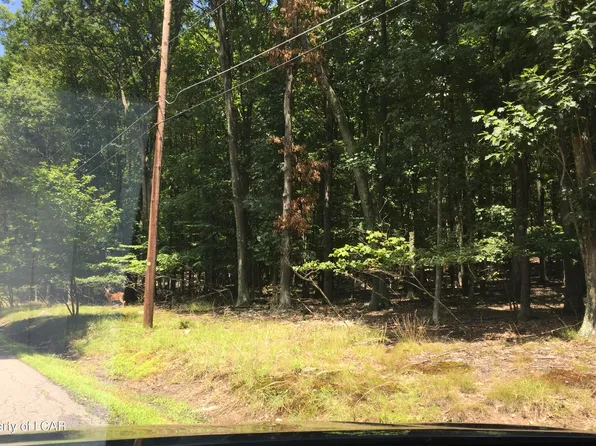 67 Huron Cir, Hazleton, PA 18202