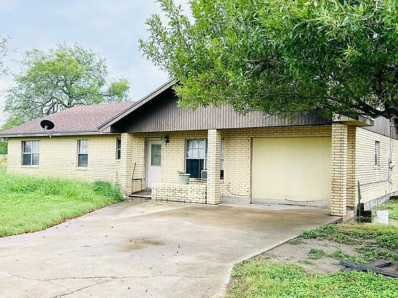 2nd image of 22468 Thomae Ln