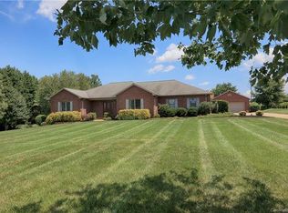 110 Dobbs Dr, Statesville, NC 28625