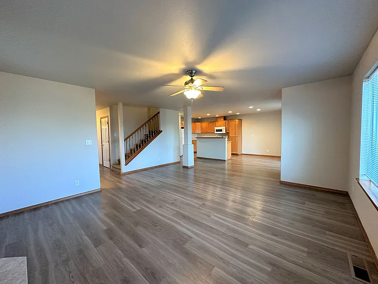 3706 W 19th Ct — Photo 2