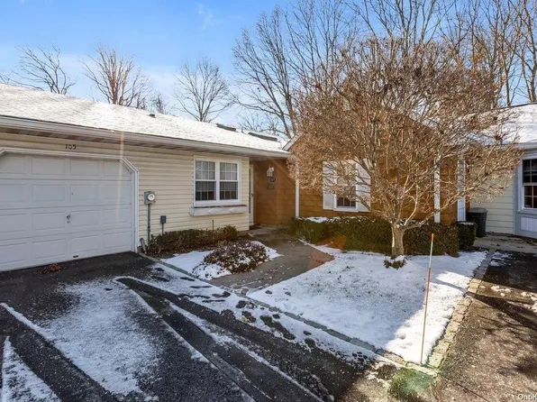 105 Revere Drive #105, Sayville, NY 11782