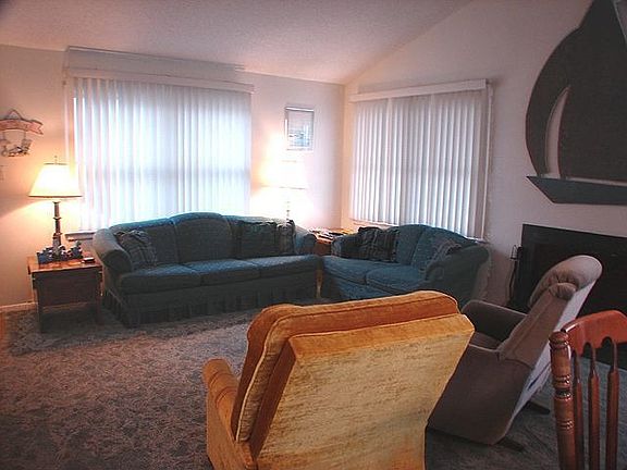 2nd image of 4515 West Ave