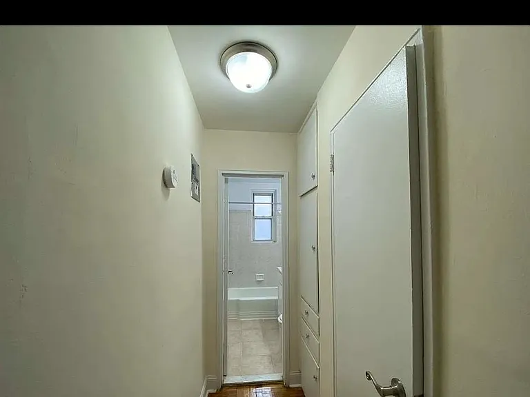 4110 Bowne St #2H — Photo 3