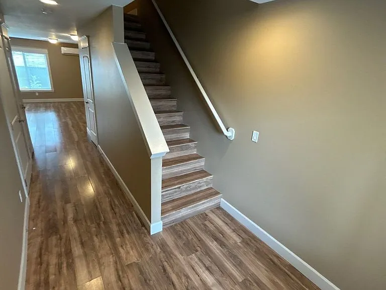 2843 Raleigh Ct SE — Photo 3