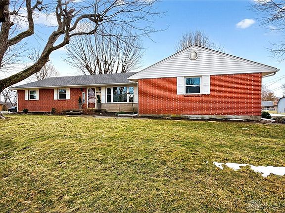 4th image of 2364 Hemphill Rd