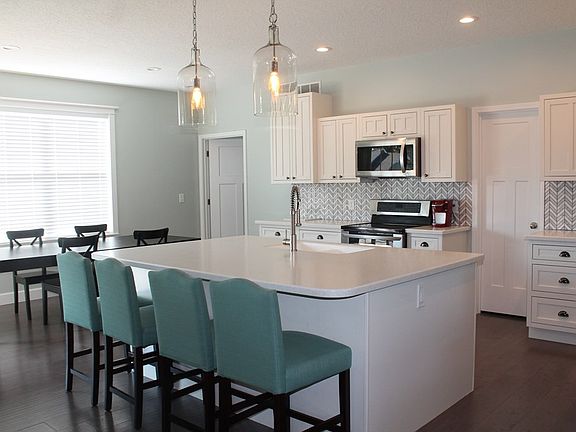 3rd image of 2703 Weatherstone Dr