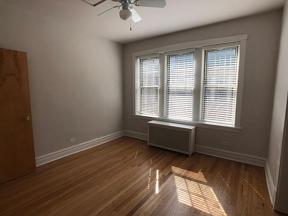 4th image of 1339 E Madison Park #1