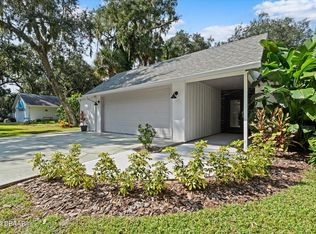 1918 Mango Tree Dr, Edgewater, FL 32141