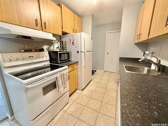 3rd image of UNIT 627-510 Prairie AVENUE