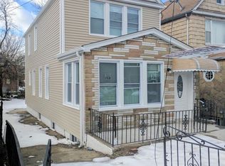 116-032 171st St, Jamaica, NY 11434