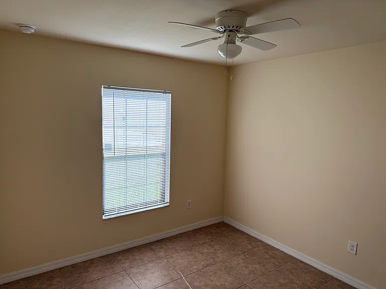 4131 SW 8th Pl #4131 — Photo 18