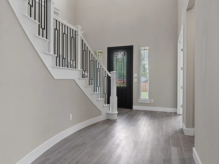 4318 Peachtree Ln — Photo 5