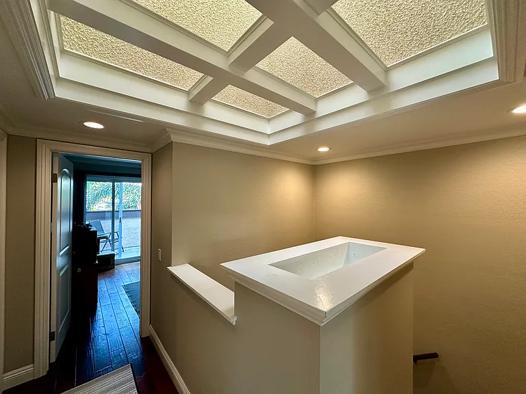 926 Powell Ct — Photo 12