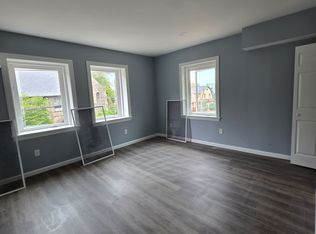 250 N Pennsylvania Ave #18, Morrisville, PA 19067