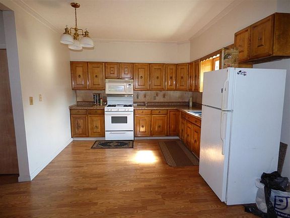 3rd image of 20927 State Road 120