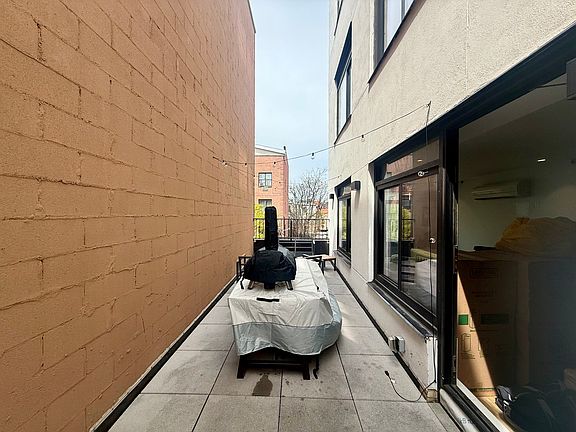 3rd image of 594 Bushwick Ave APT 202
