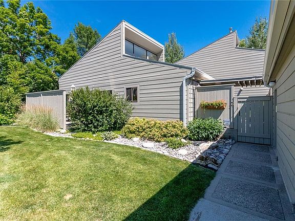 3rd image of 3 Heatherwood Ln