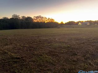 4 County Road 1755, Holly Pond, AL 35083