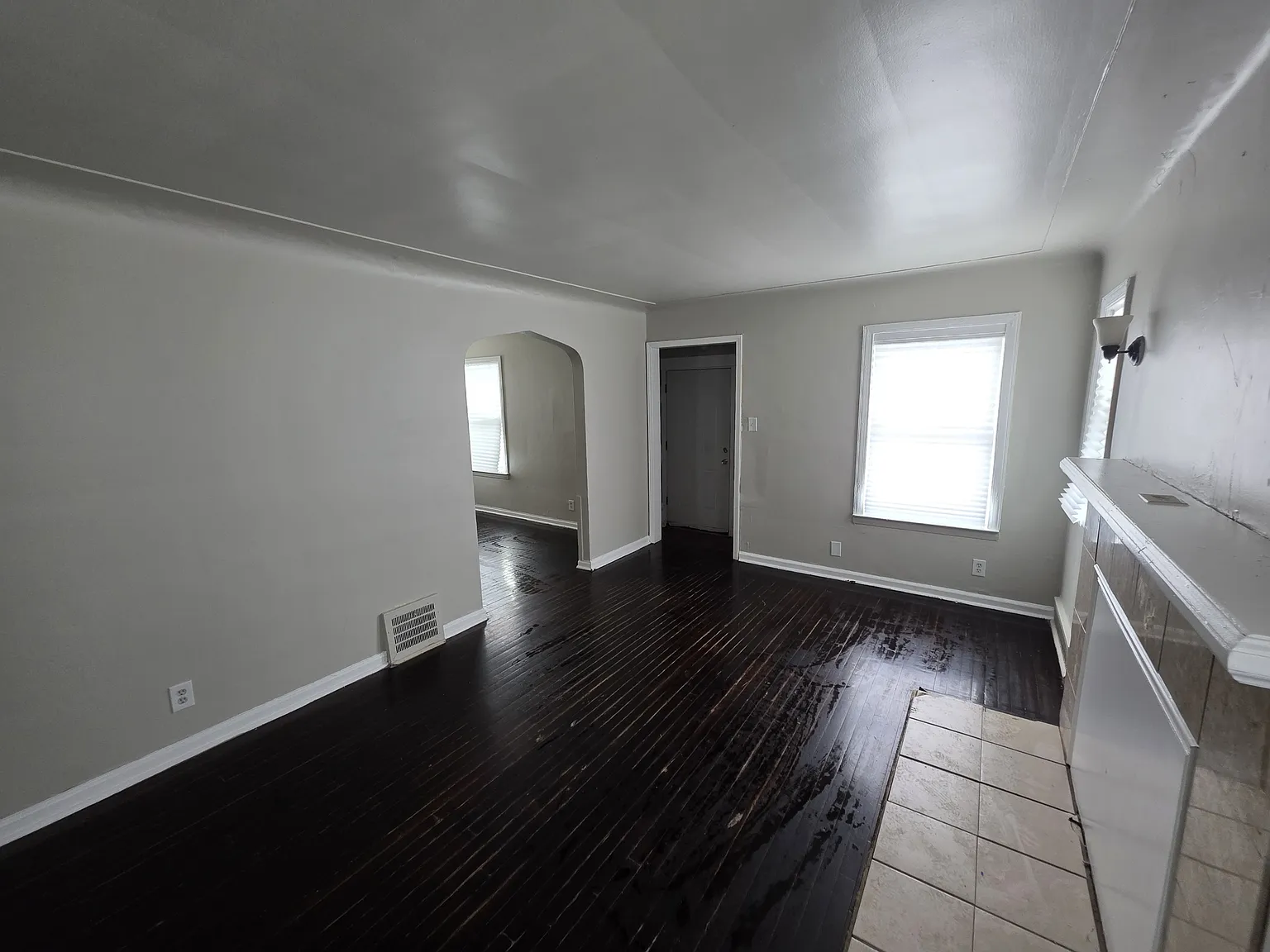 16672 Lauder - 1 — Photo 4