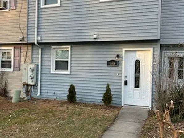 668 Tara Dr, Sicklerville, NJ 08081